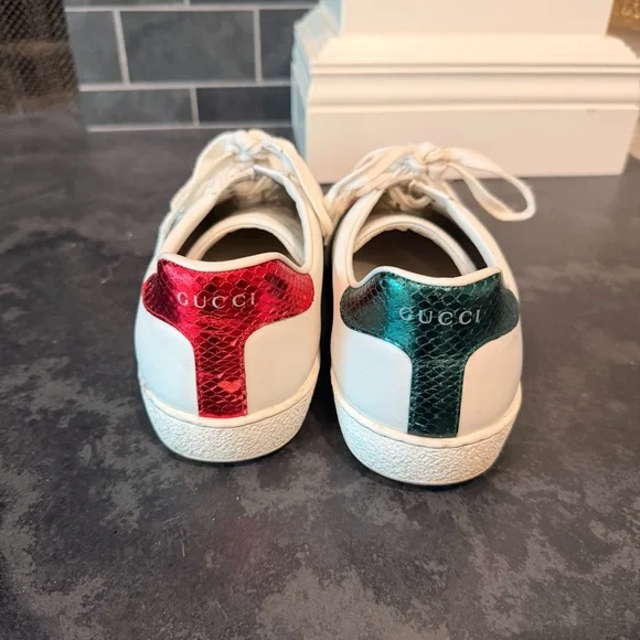 GUCCI Men’s Ace Sneaker with bee